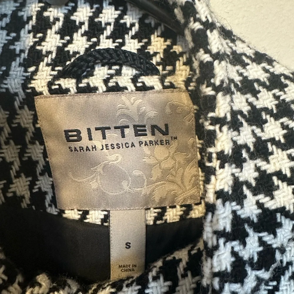 Bitten by Sarah Jessica Parker Houndstooth Pea Coat - Picture 4 of 4